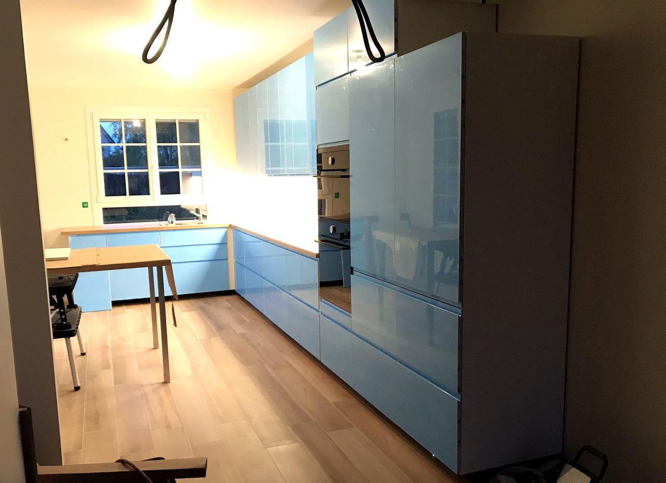 Cuisine bleu clair